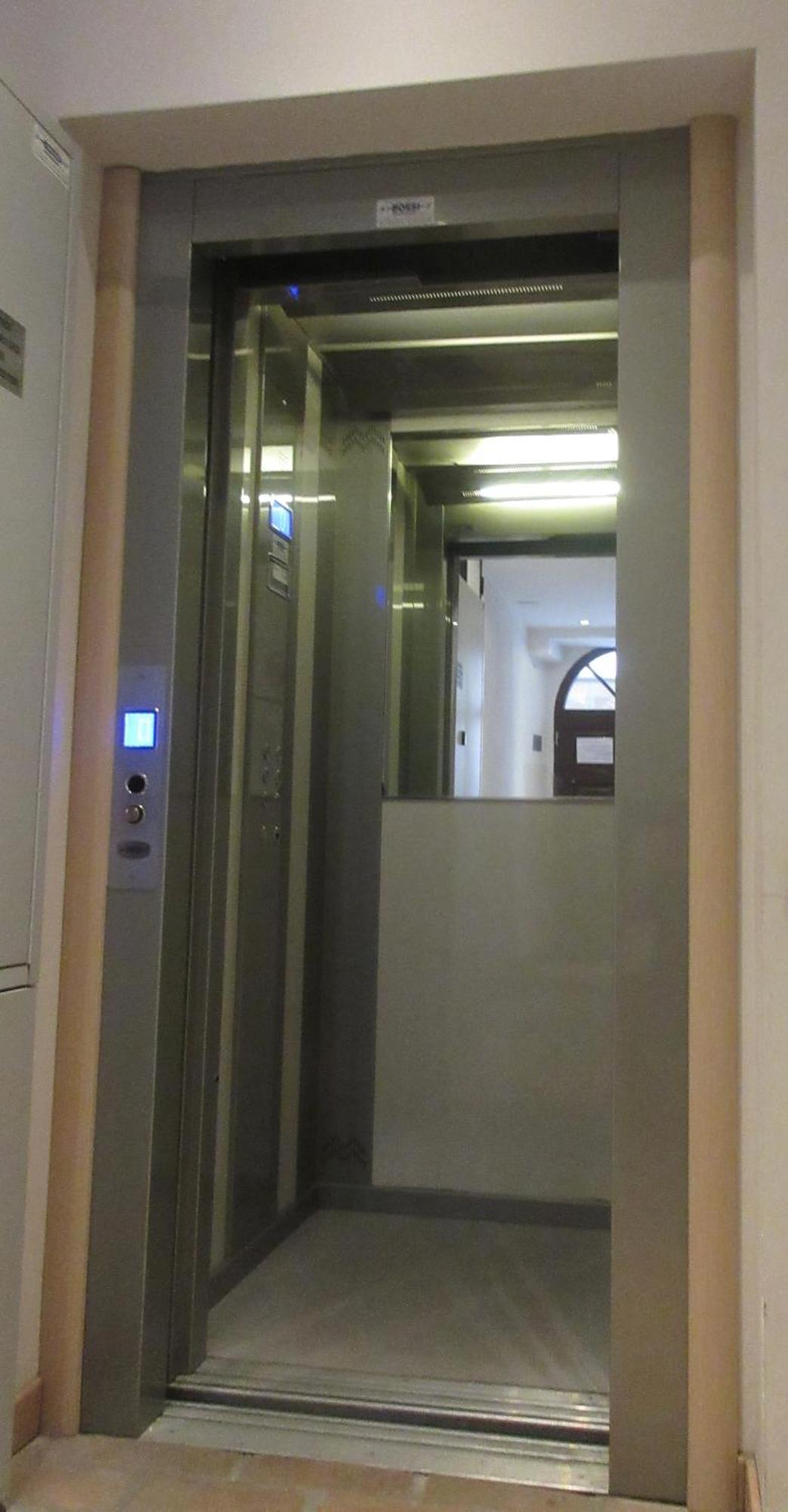 Aparthotel Torretta Eight Триест Экстерьер фото